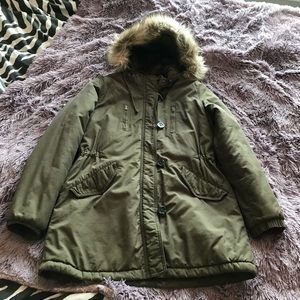 AE Green Parka